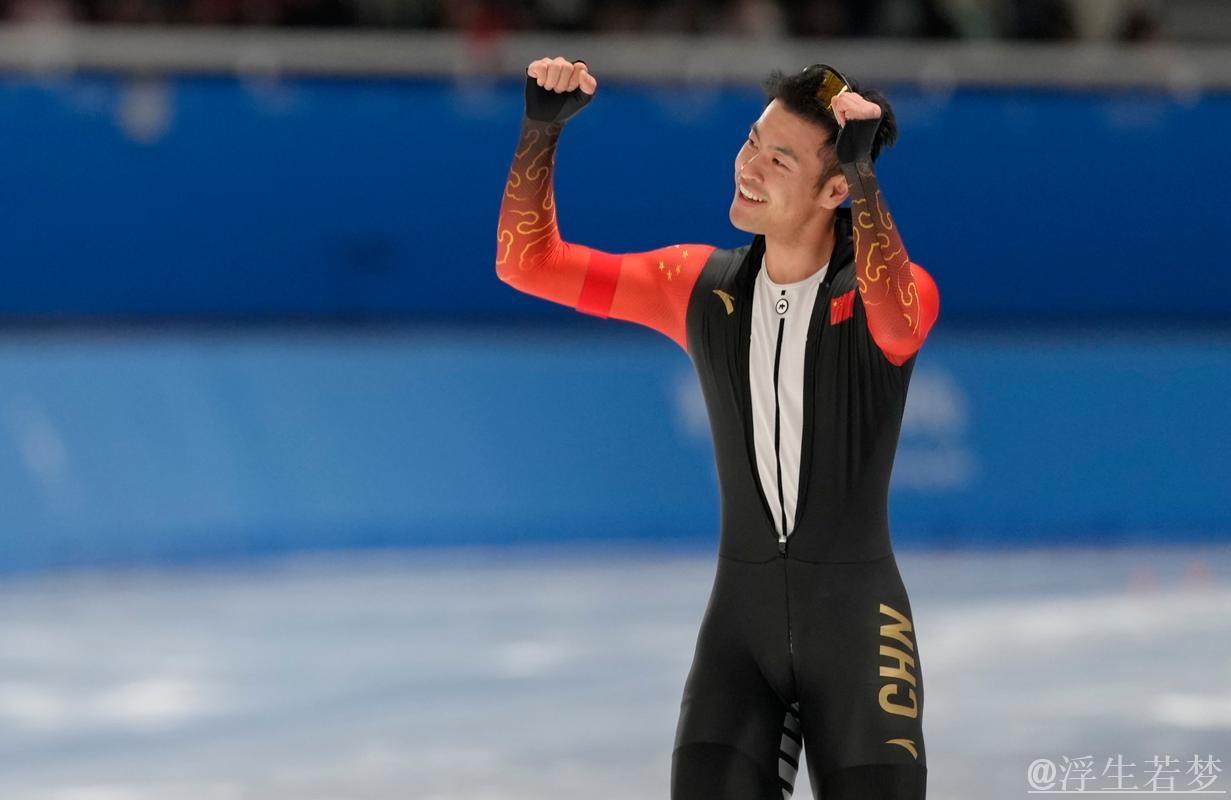 宁忠岩速滑世界杯挪威站勇夺1500米铜牌 宁忠岩速滑世界杯挪威站勇夺1500米铜牌